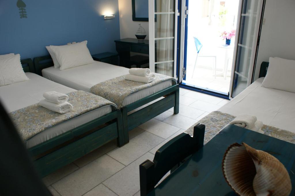 Elia Studios Naxos City Room photo